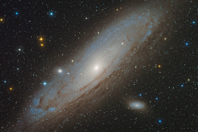 M31 Galaxie d'Andromède en RVB